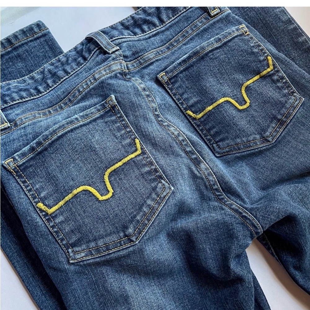 Kimes Ranch Blue Boot Cut Jeans with Wave Stitching